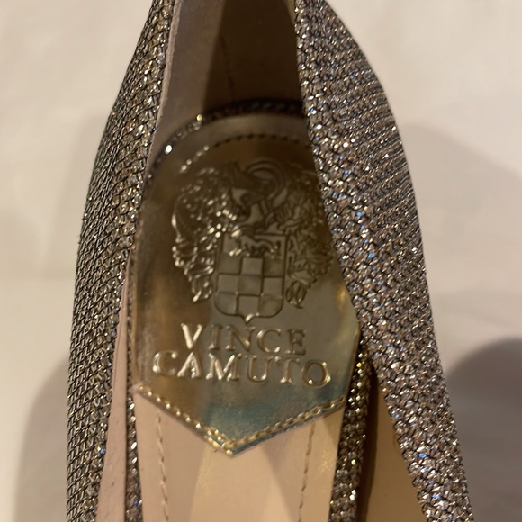 Vince Camuto Silver Vero Cuoio Heels - Picture 4 of 5